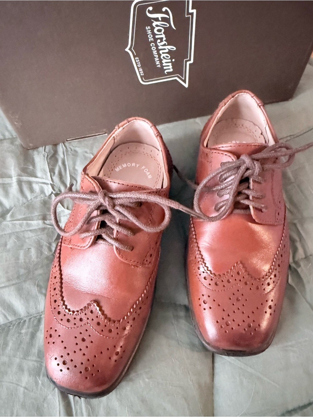 Florsheim Reveal Wing Jr Cognac Leather Wingtip Oxford Boys Size 10M
